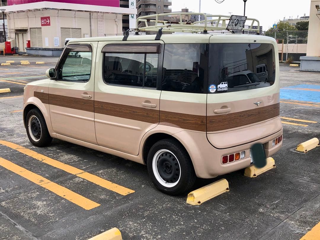 再出品　東大阪から　キューブ キュービック　Z11 世界に一台　日産 7人乗り