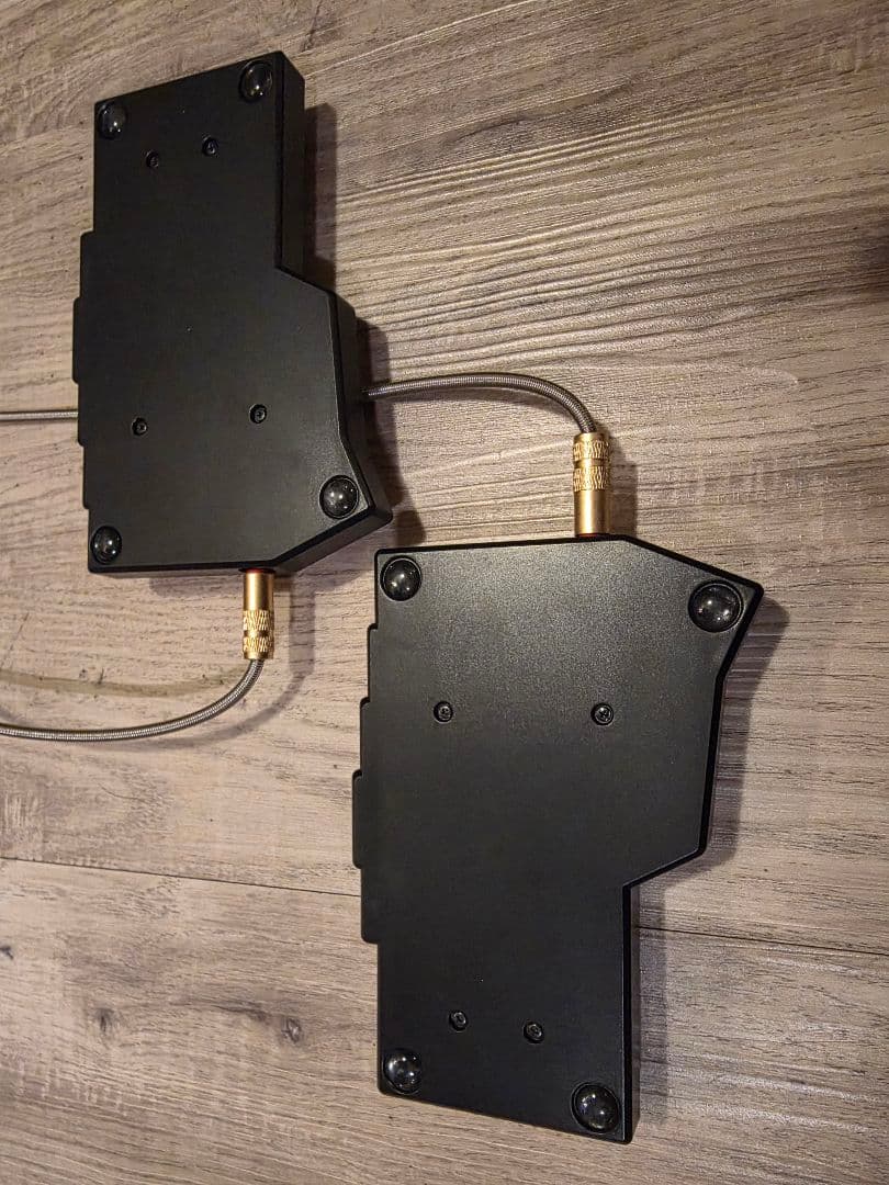 【フルカスタマイズ品】Corne V4 Chocolate　完成品　おまけ付き