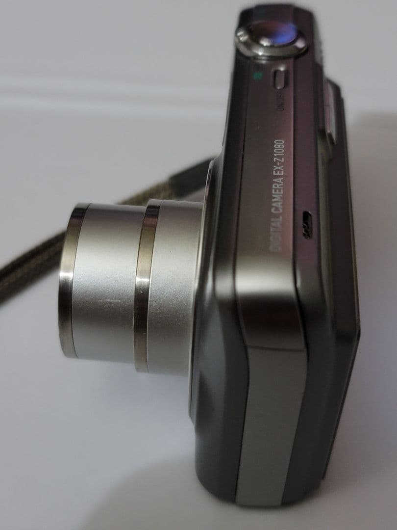 CASIO EXILIM EX-Z 1080 ⭐本体、バッテリーのみ