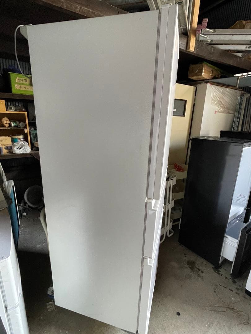 【現状渡し】TOSHIBA GR-T33SC (WT) 冷蔵庫 2022年製