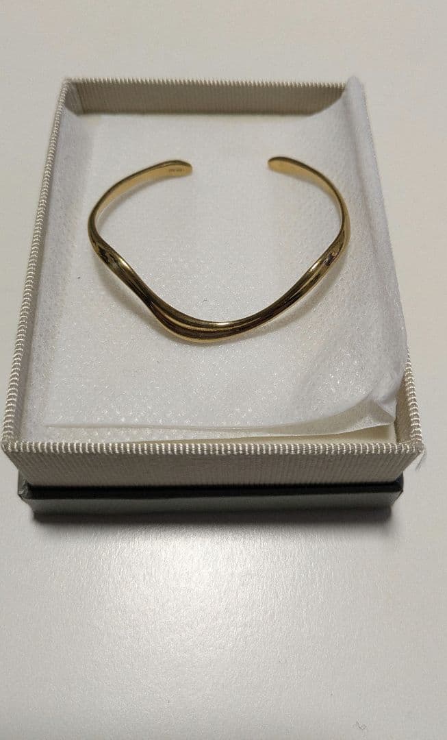 希少 美品 ete エテ バングル