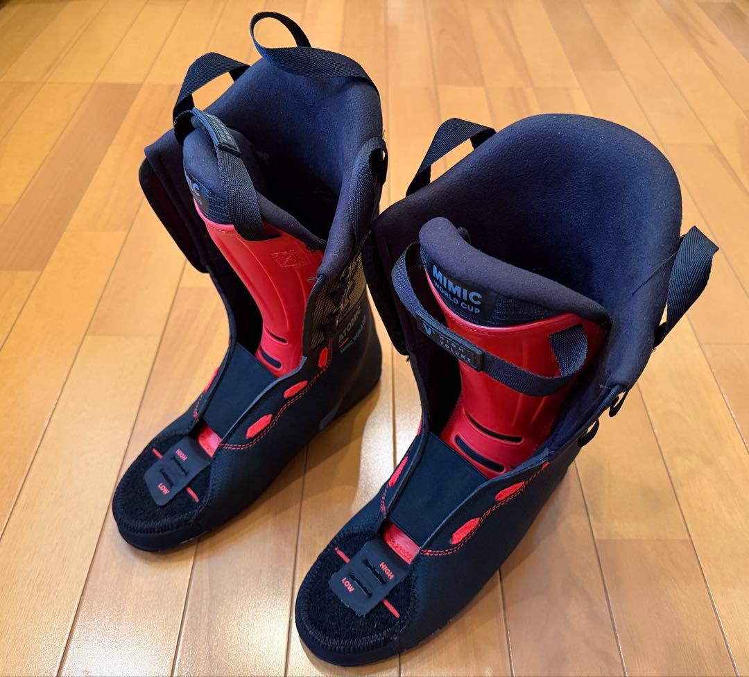 未使用品ATOMIC インナーブーツ REDSTER CS 130 25.5cm