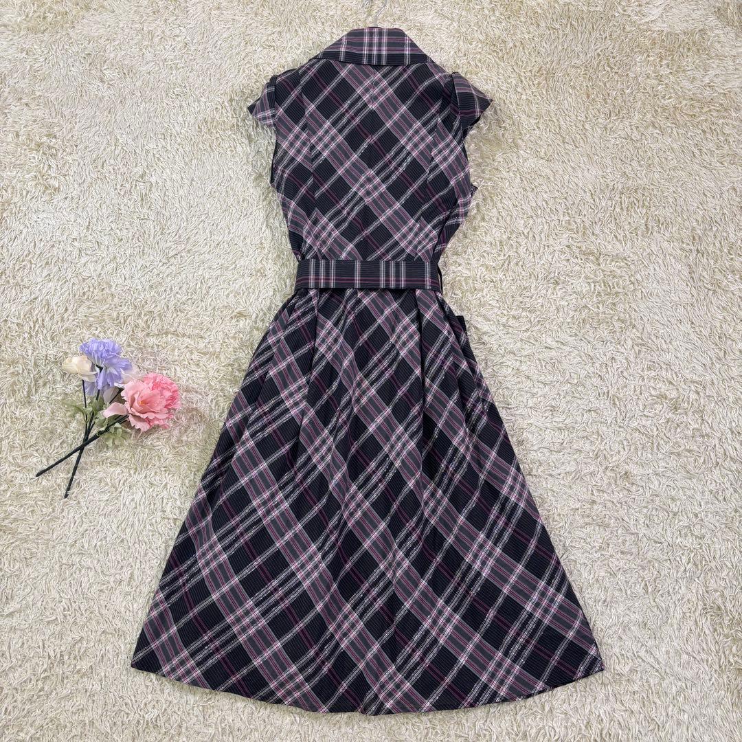 美品　バーバリーロンドン　チェック柄　ラメ入り　ベルトリボン　フレアワンピース