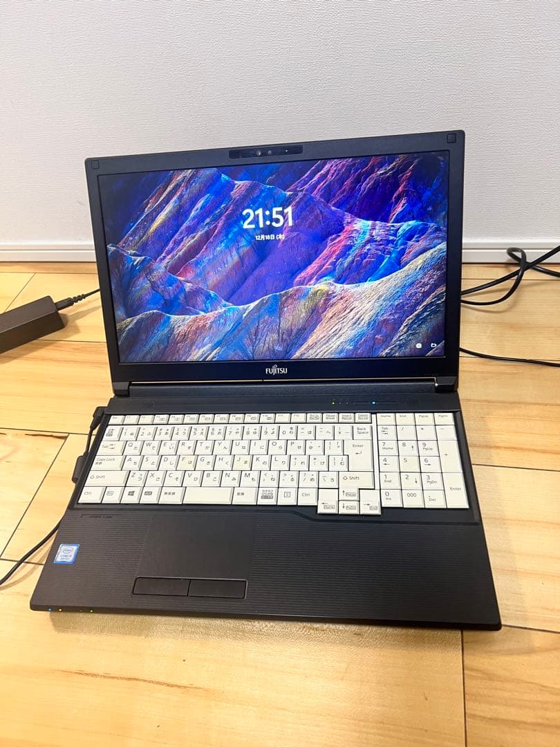【第8世代】富士通 LIFEBOOK A579/BX Core i5-8265U