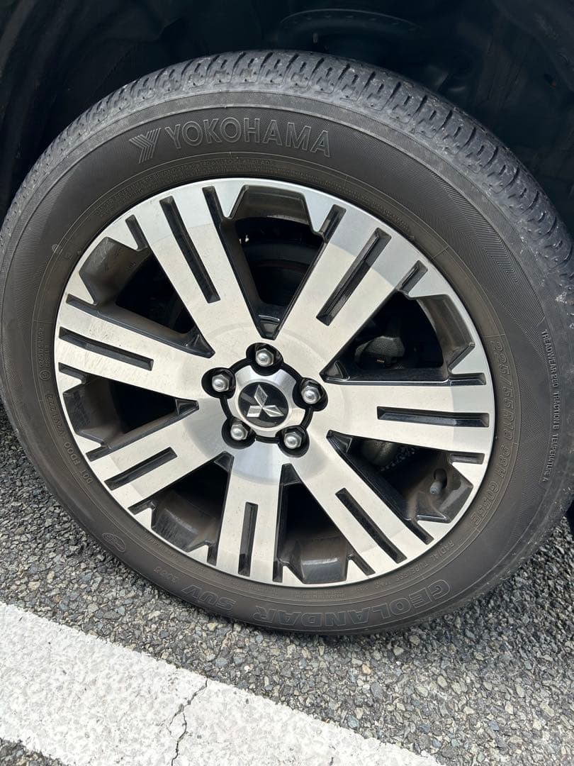 わらちゃんさん専用　　三菱デリカD5 純正アルミ 18インチ ホイールセット