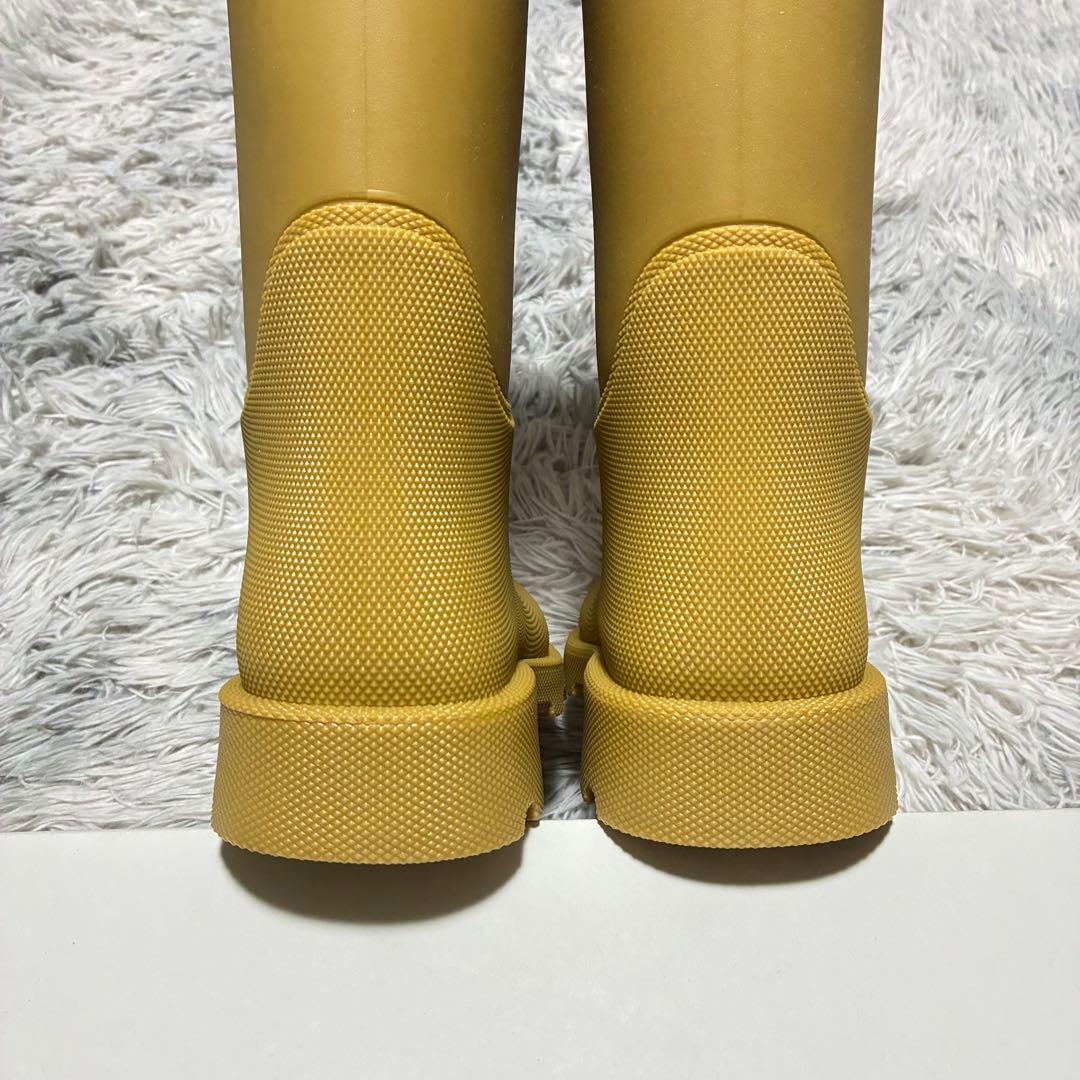 【未使用美品】BURBERRY ロングレインブーツ39 イタリア製 イエロー