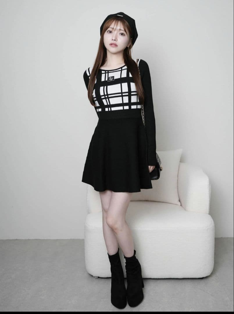 リップサービスLPチェック柄フレアワンピ