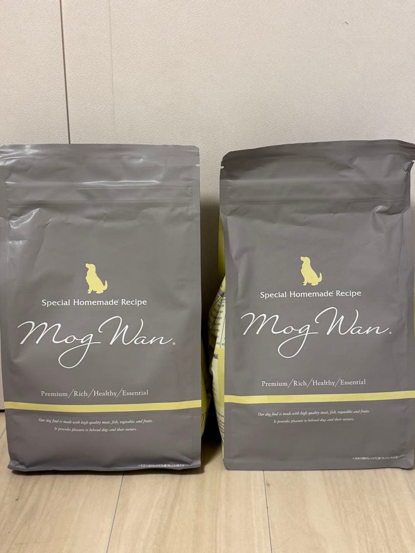 モグワンドッグフード チキン＆サーモン【新品未開封】1.8kg × 2袋