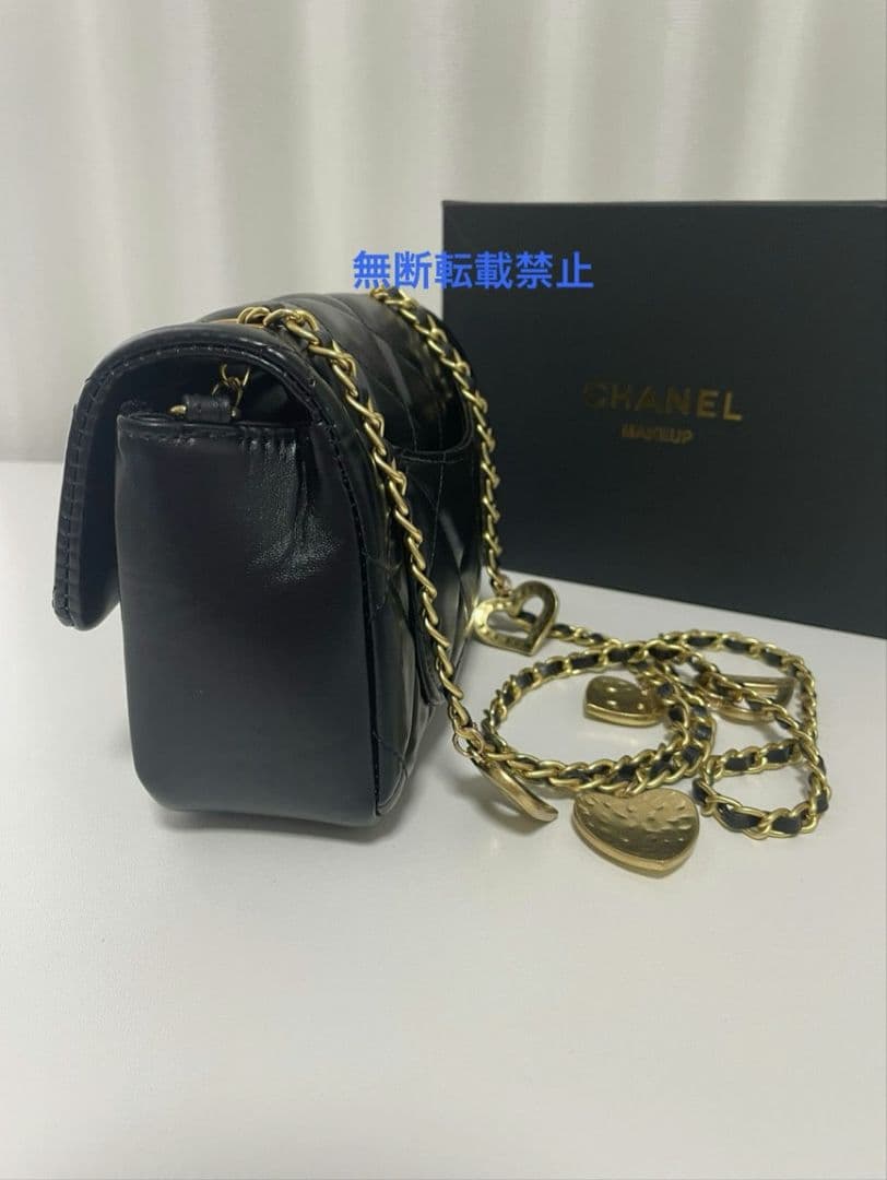 シャネル ノベルティ ハートチェーン ショルダーバッグ