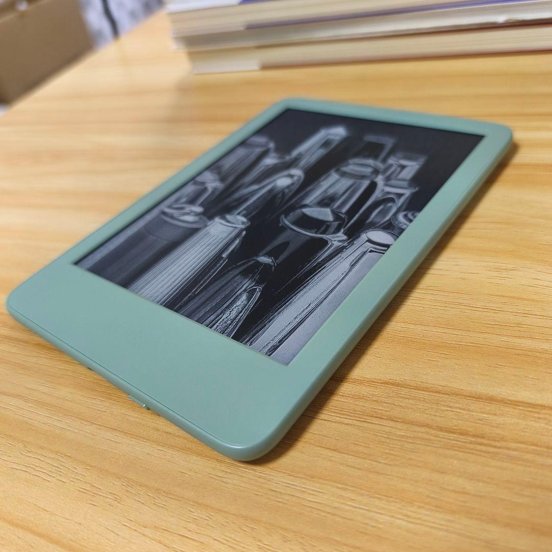 Kindle 6インチ ミントグリーン 本体