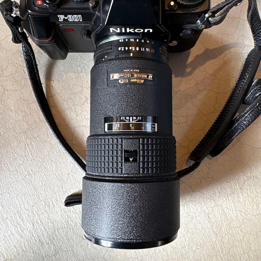 Nikon AF Nikkor 180mm F2.8 単焦点