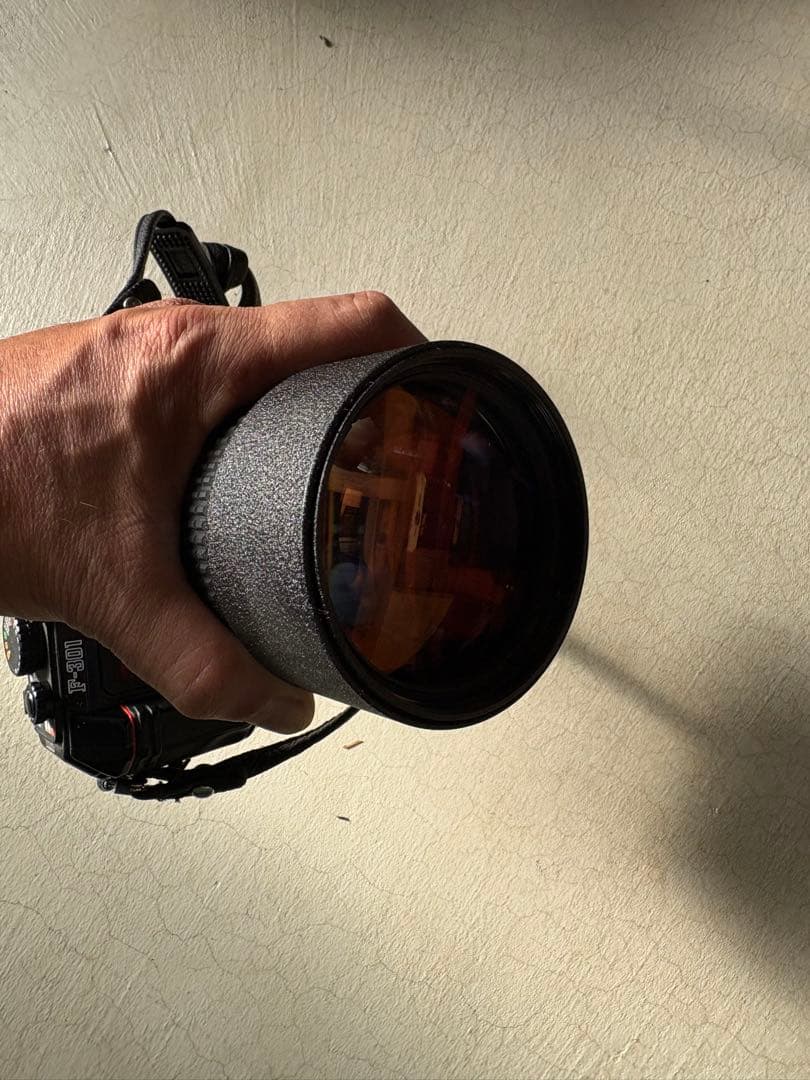 Nikon AF Nikkor 180mm F2.8 単焦点