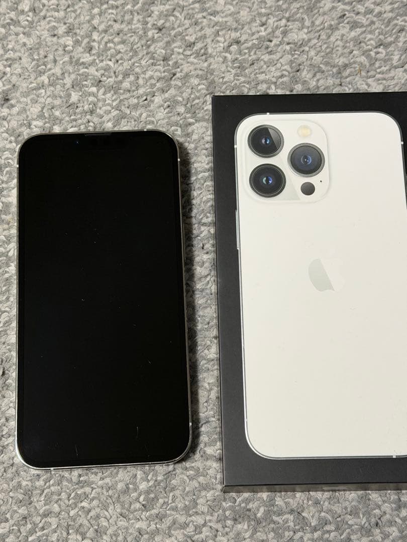 Apple iPhone 13 Pro 256GBシルバー 本体 箱付き