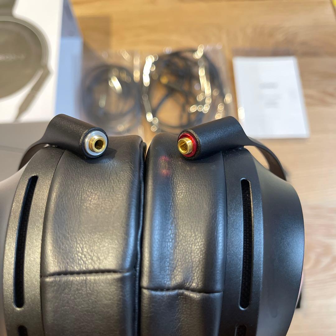 ヘッドホン SONY MDR-Z7M2