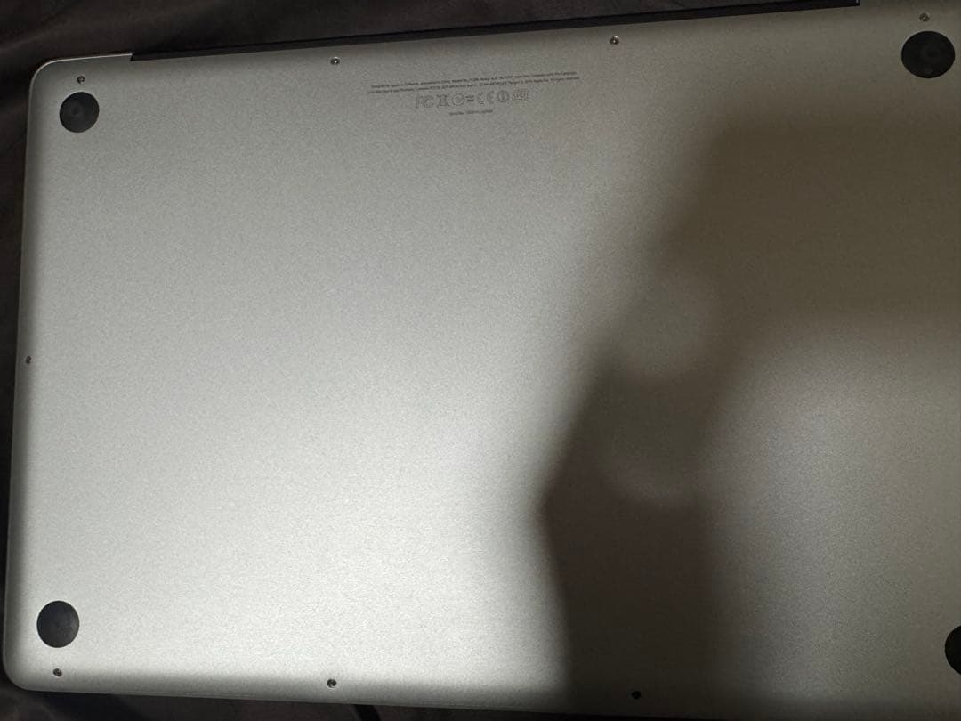 MacBook Pro 本体 充電器付き ジャンク品