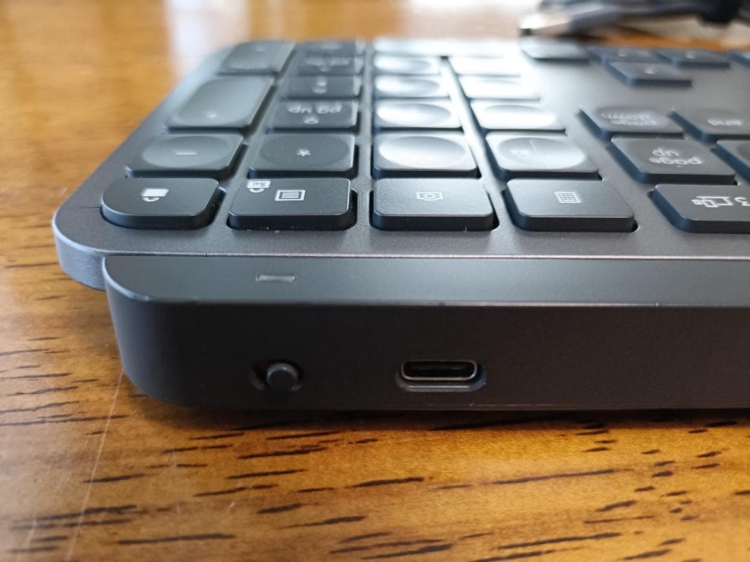 Logicool MX Keys KX800 日本語配列 ワイヤレスキーボード