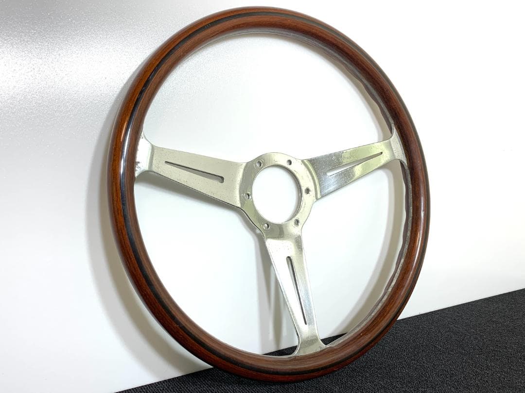 ナルディ NARDI クラシック 36.5パイ ウッドステアリング 1981年製