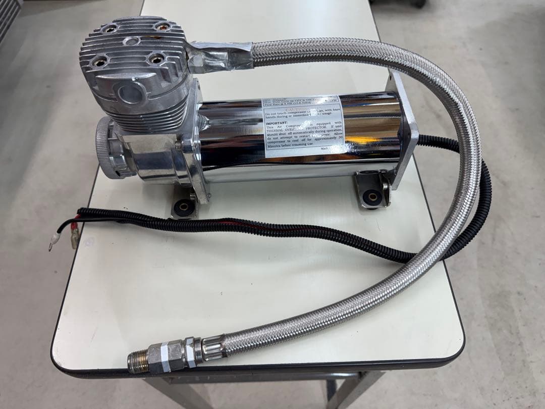 エアサスコンプレッサー　VIAIR 480C