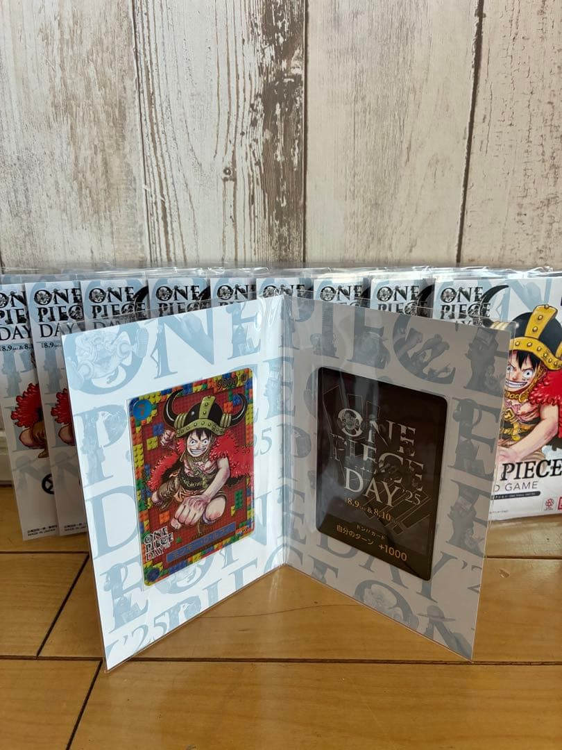 ワンピースカードゲーム プレミアムカードコレクション「ワンピースデイ25」10部