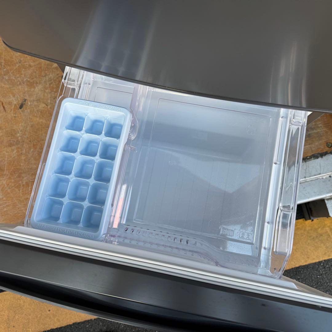 C7302★2023年製美品★三菱冷蔵庫　自動霜取り　グレー　一人暮らし　洗濯機