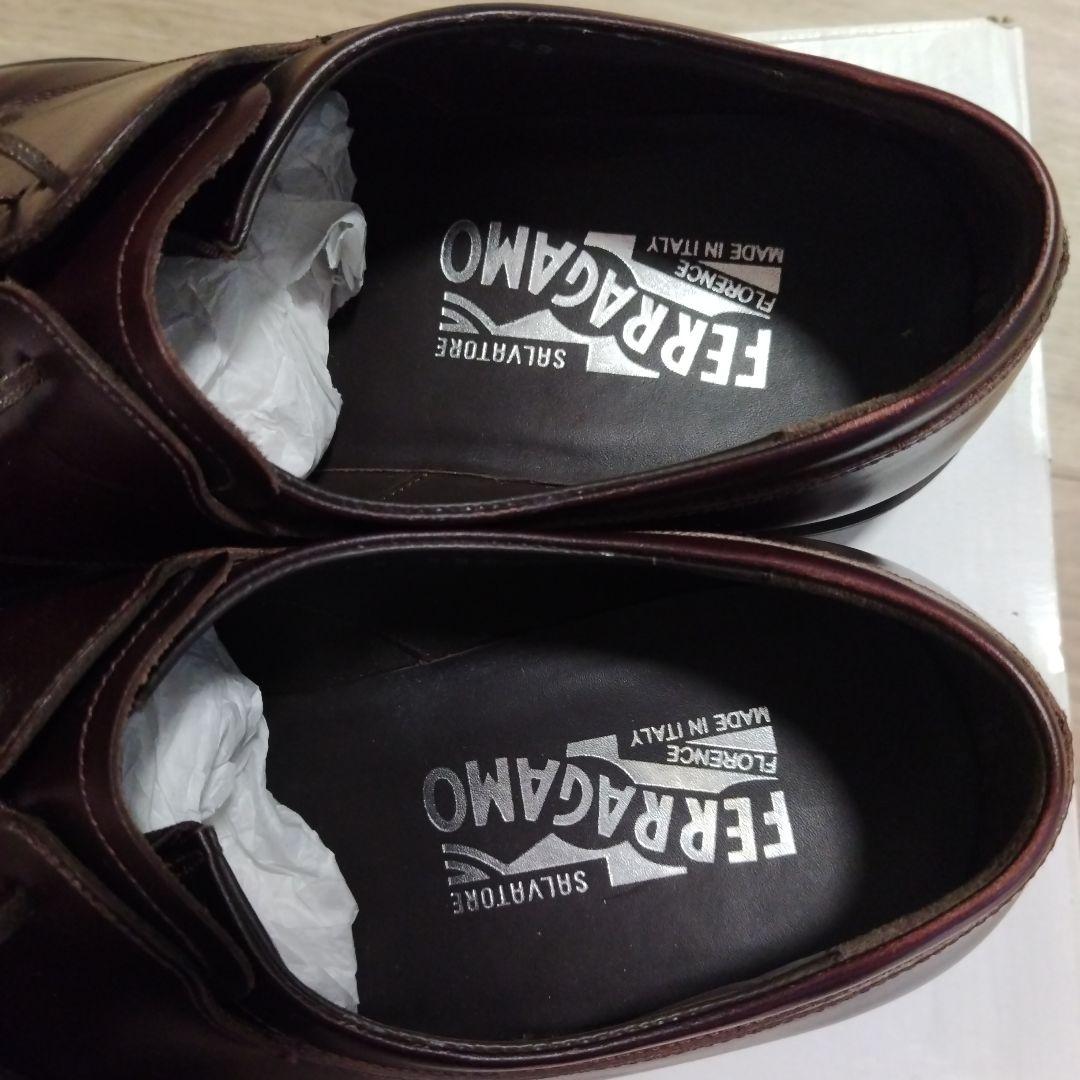 フェラガモ　レザーシューズ　プレーントゥ　Salvatore Ferragamo