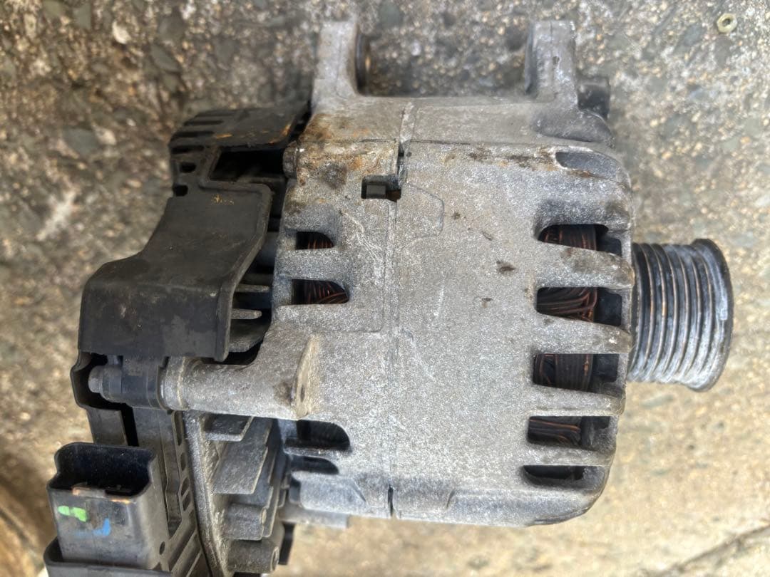 エクストレイル DBA-NT32 オルタネーター状態未確認