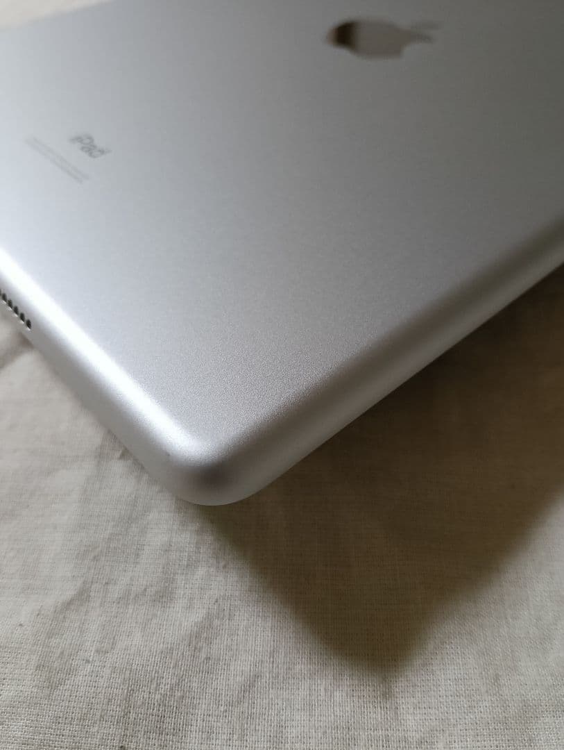 ほぼ未使用 iPad 第7世代 バッテリー99.7%