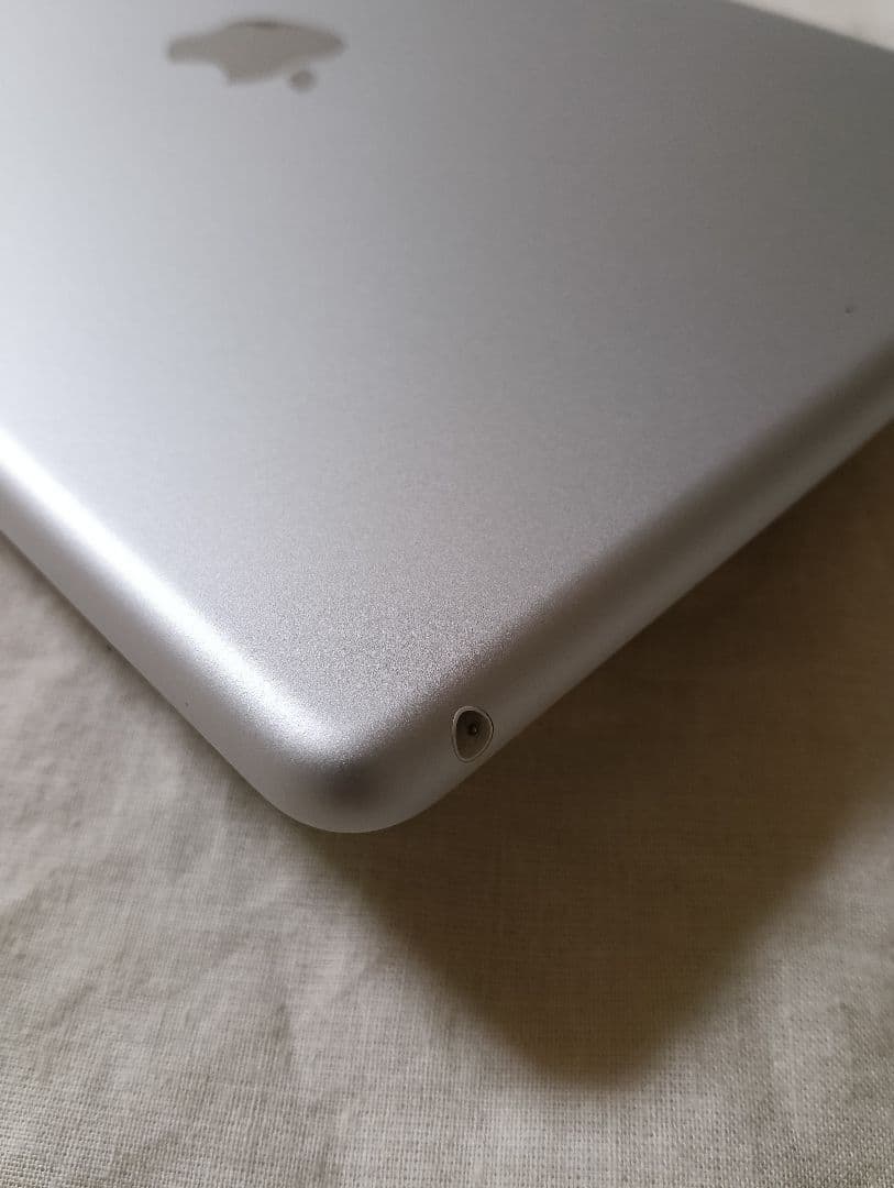 ほぼ未使用 iPad 第7世代 バッテリー99.7%