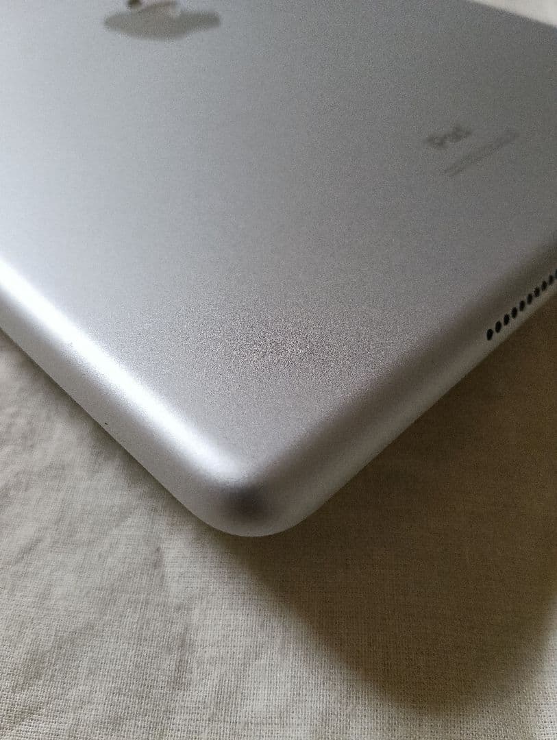 ほぼ未使用 iPad 第7世代 バッテリー99.7%