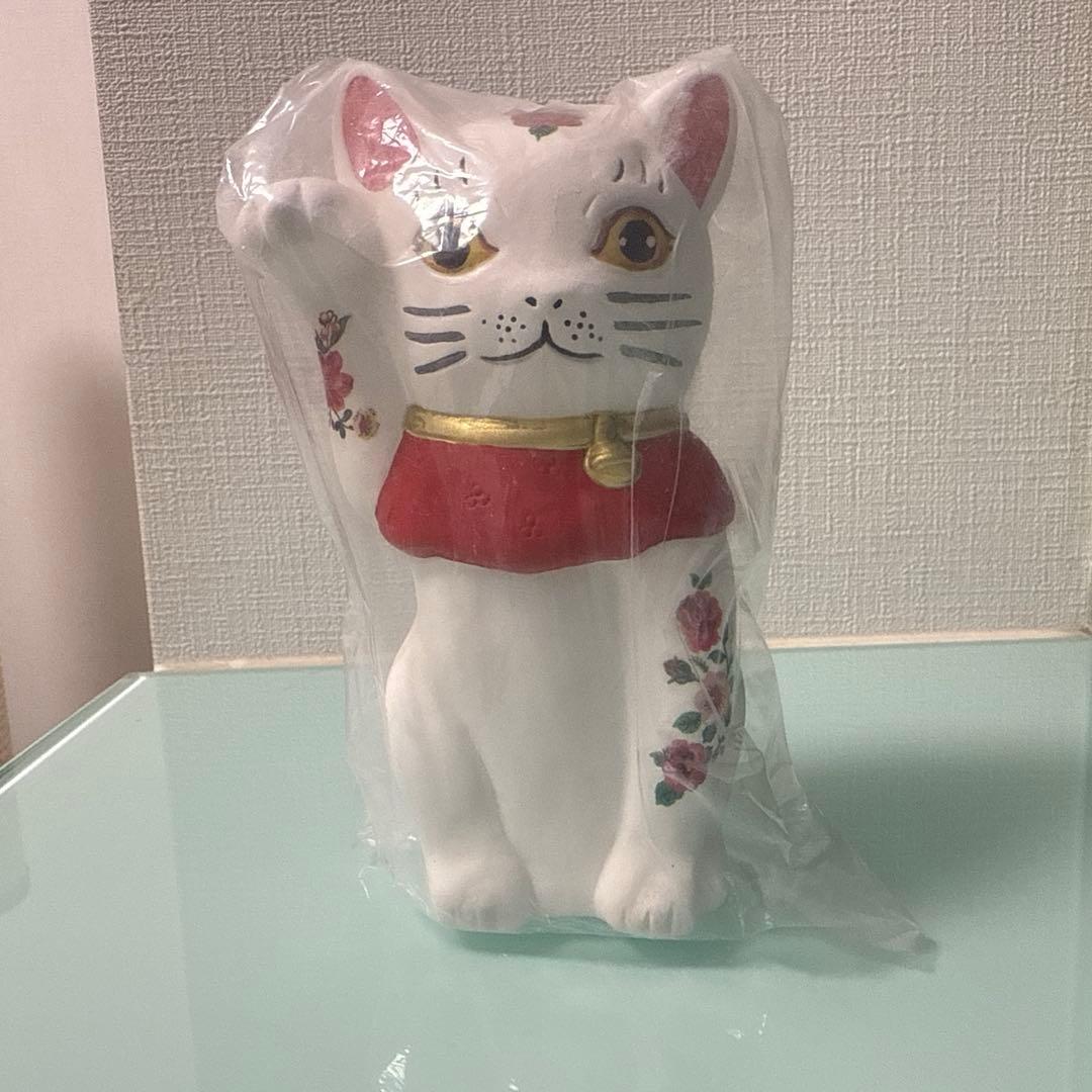 ナタリーレテ　招き猫　白い猫　陶器