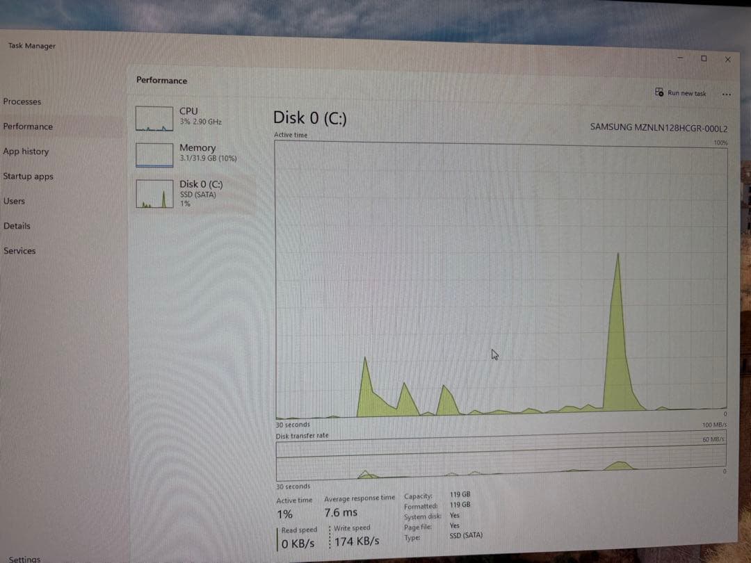 Lenovo ThinkStation P500 ワークステーション