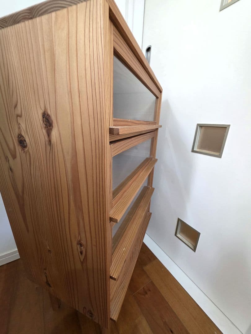 脚付ガラス 引出しのチェスト 国産天然木無垢材