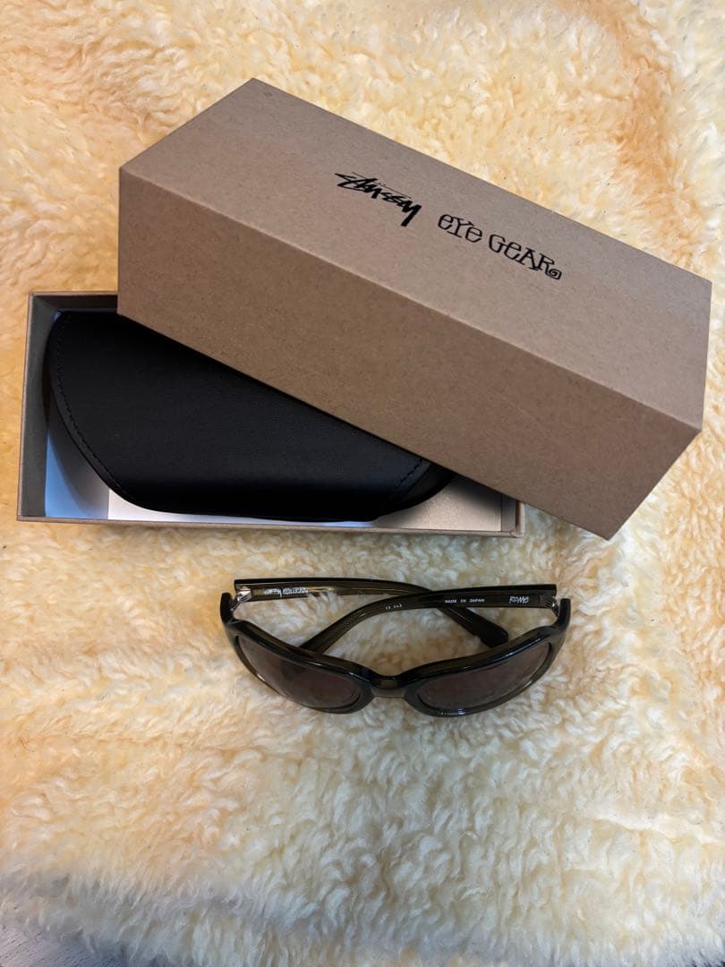 Stussy サングラス　2025
