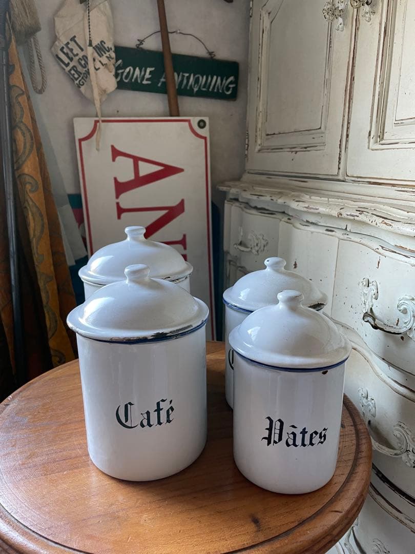 リー様専門　アンティーク　ホーロー　キャニスター　4個　ホワイト　美しい文字　白