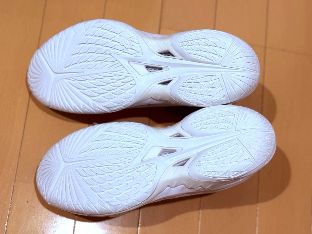 シューズ GELBURST 28 STANDARD