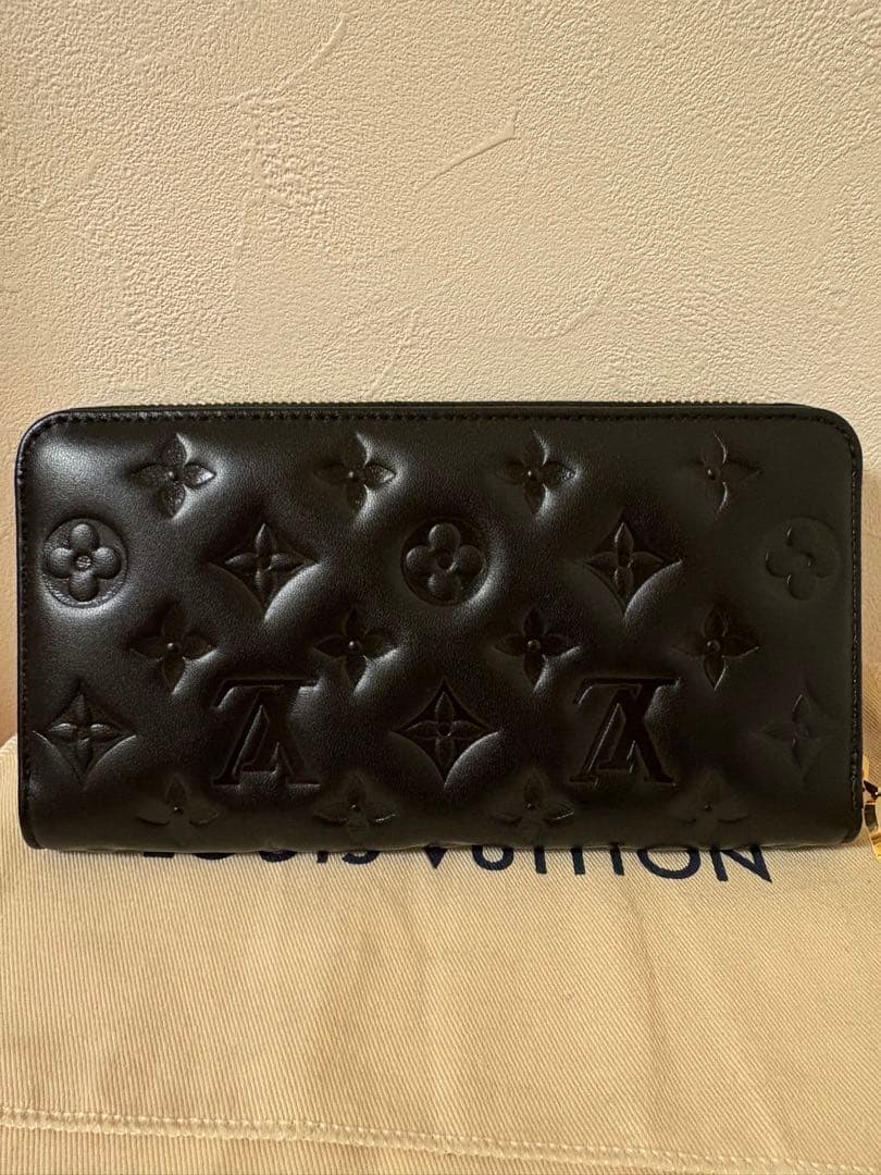 ルイヴィトン　クッサン　ジッピーウォレト