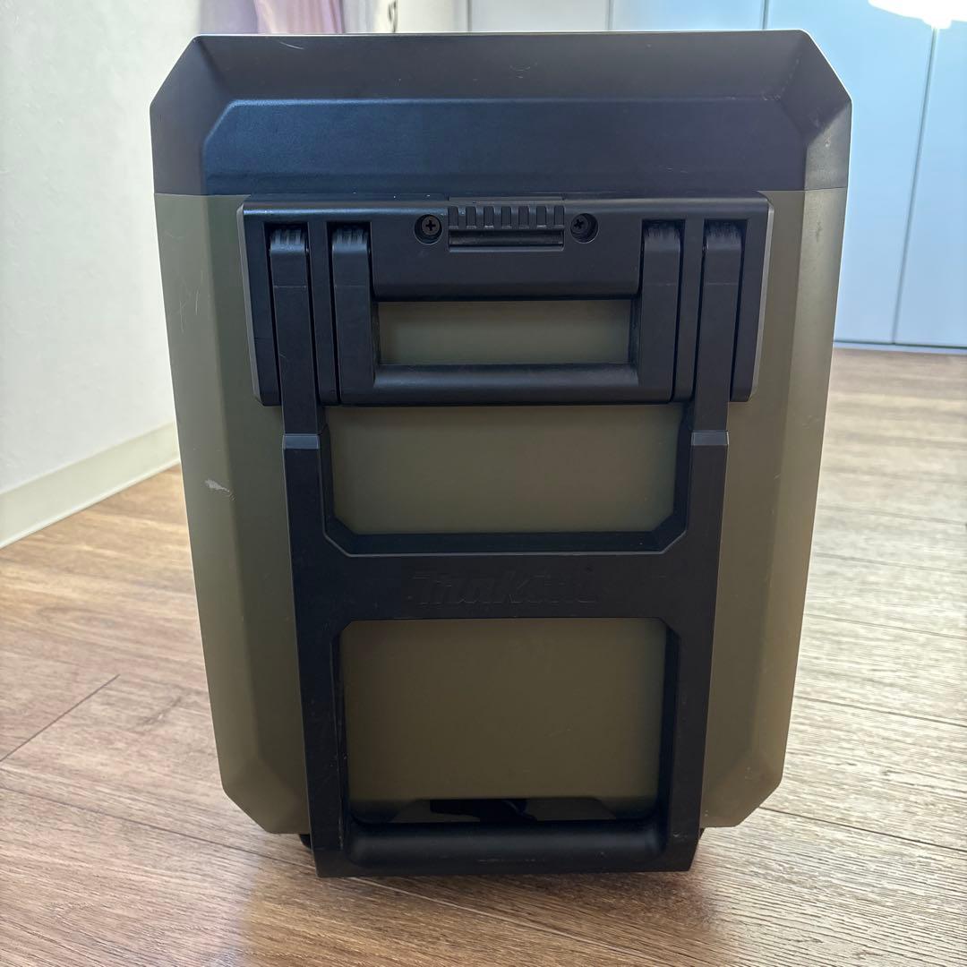 Makita 充電式保冷庫 CW004G 29L