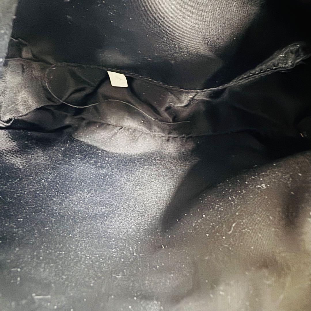 ✨PRADA✨プラダ✨ハンドバッグ✨ハーフムーン✨ナイロン✨三角ロゴプレート✨