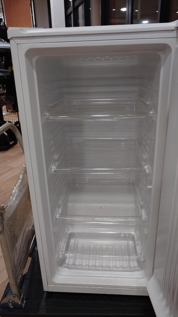 ◆Haier（ハイアール）ノンフロン１００ℓ冷凍庫JF-NU100B