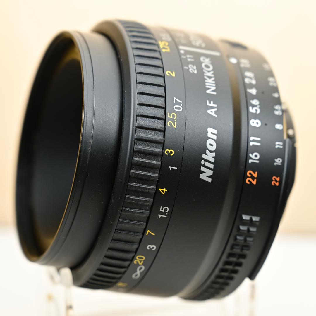 美品　Nikon AF NIKKOR 50mm f/1.8D レンズ