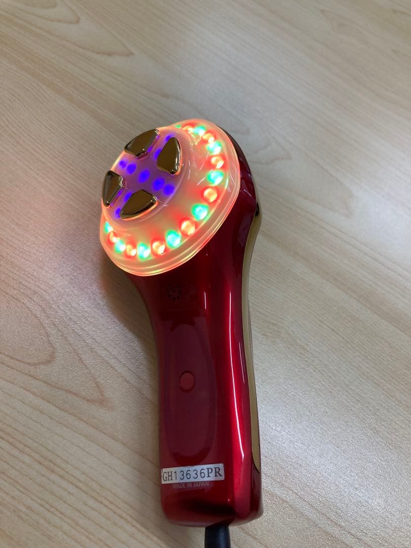 Dr. Arrivo ドクターアリーヴォゴーストプレミアム　美顔器