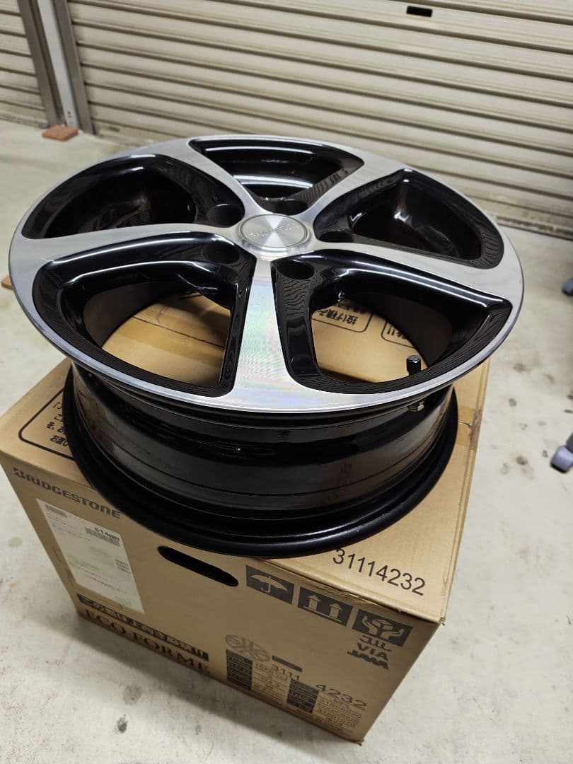 16インチ アルミホイール 5スポーク