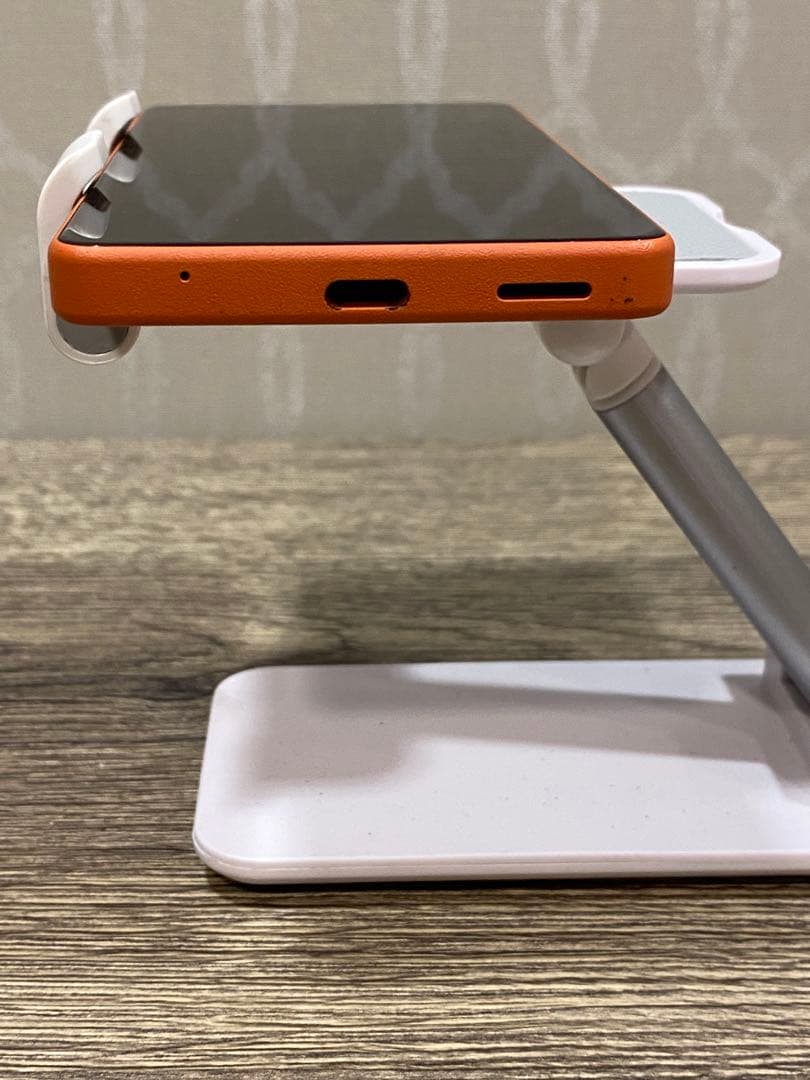 ✴️即購入不可コメント必須 Sony Xperia A203SO オレンジ