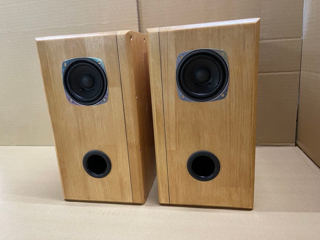 Wバスレフバックロード8cmユニット搭載 自作スピーカー