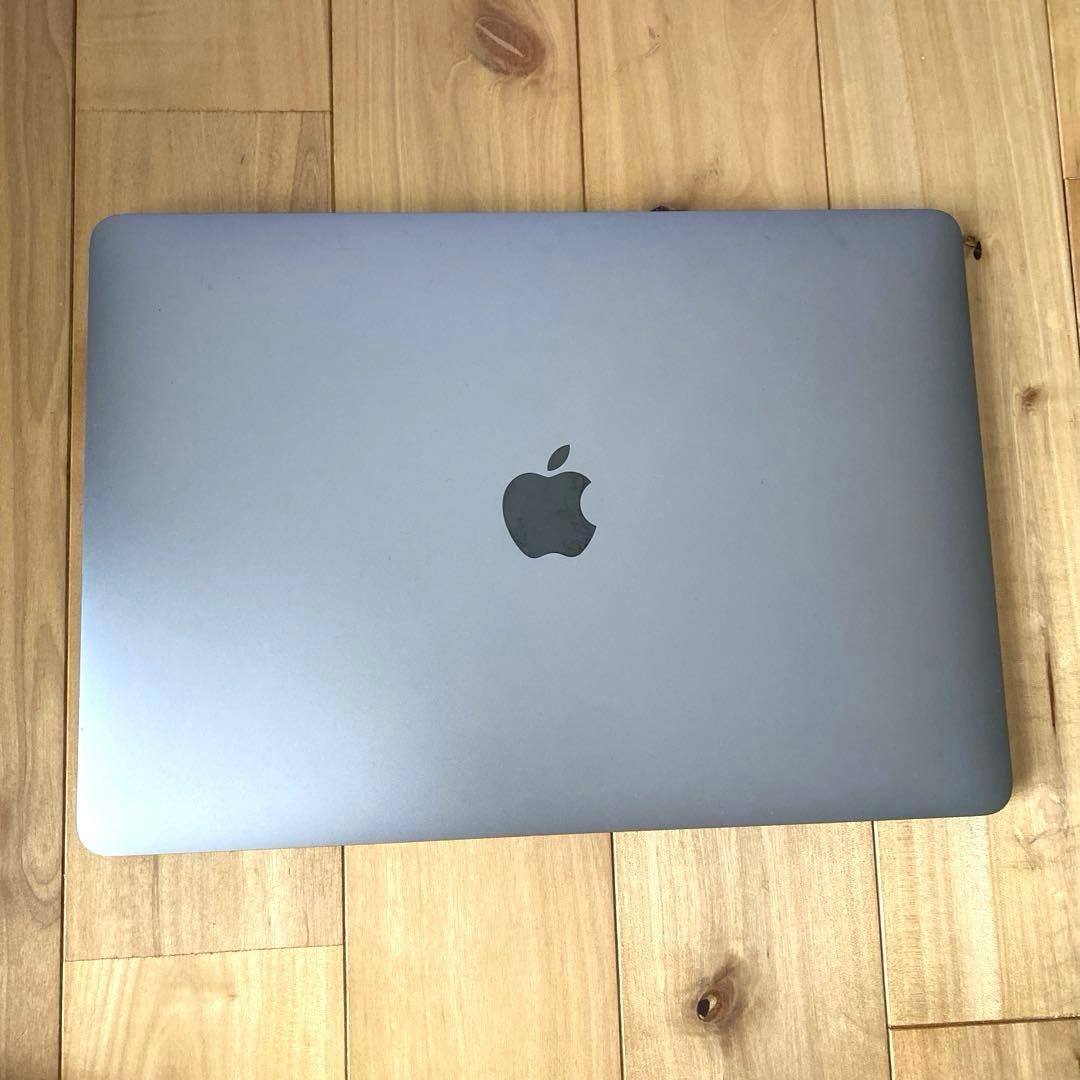 Apple Macbook Air 2020 M1 チップモデル