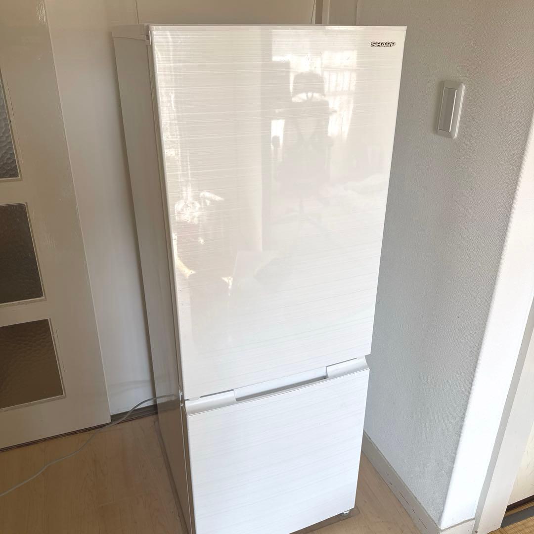 [美品] シャープ SHARP 冷蔵庫 179L つけかえどっちもドア 2ドア