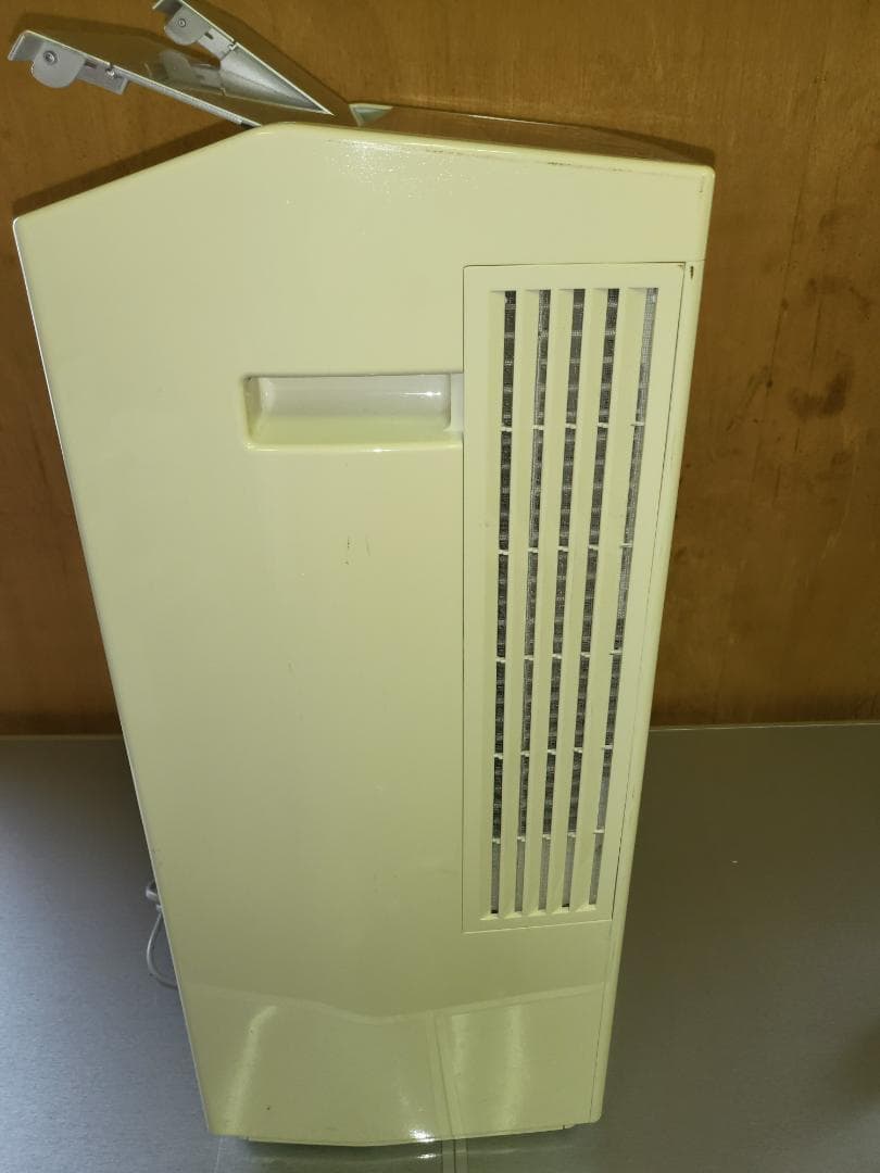 衣類乾燥除湿機　パナソニック　ナノイー　F-YHPX200