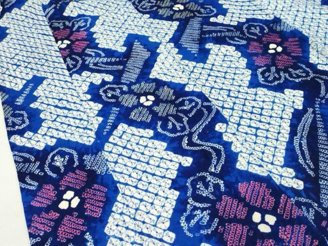 有松絞り　浴衣　青紺　蜘蛛絞り　花文様　ロイヤルブルー　有松鳴海絞り