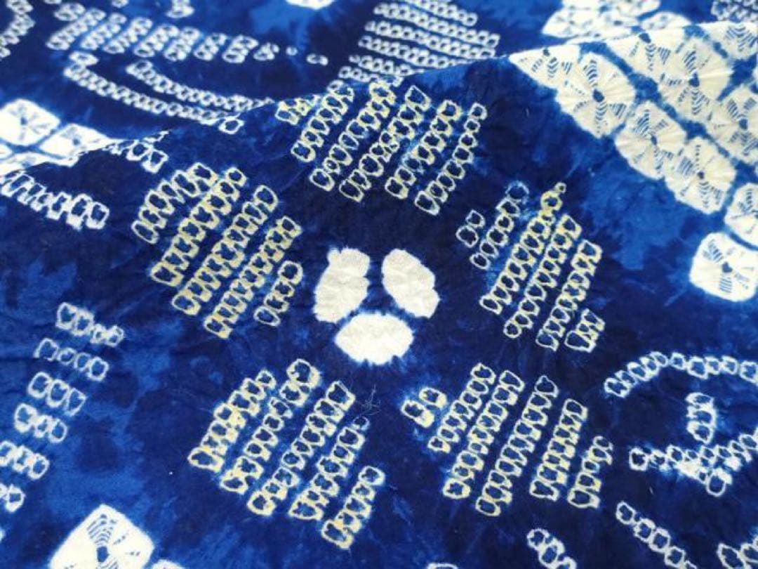 有松絞り　浴衣　青紺　蜘蛛絞り　花文様　ロイヤルブルー　有松鳴海絞り