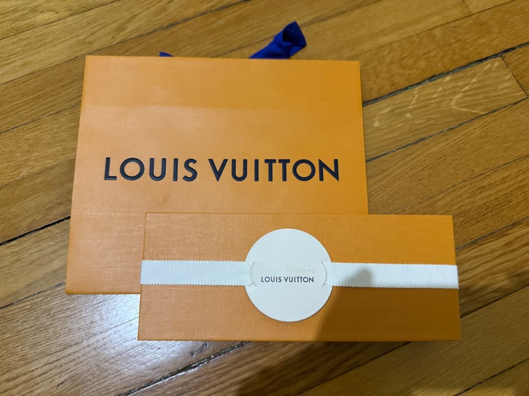 Louis Vuitton チョコサブレ トランク缶
